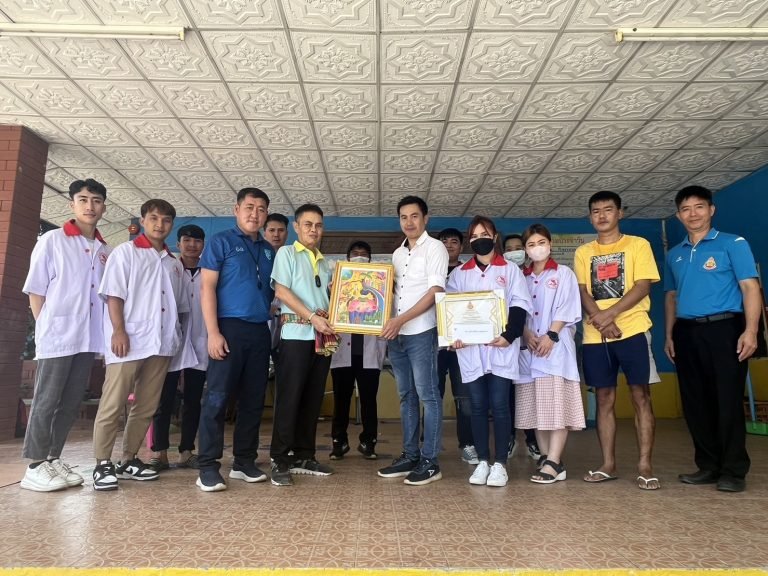 ขอขอบคุณทางโรงเรียน จเร สอนตัดผมชายที่จัดโครงการ “ตัดผมให้แก่นักเรียนโรงเรียนบ้านใหม่แม่ยางมิ้น”